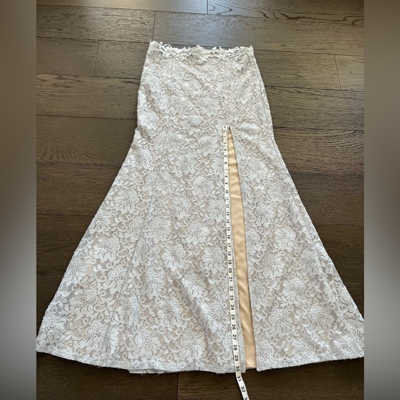 Juniors Sequin Hearts Two-Piece Lace Off-Shoulder Gown-Glitter Sz 13 - Picture 12 of 14